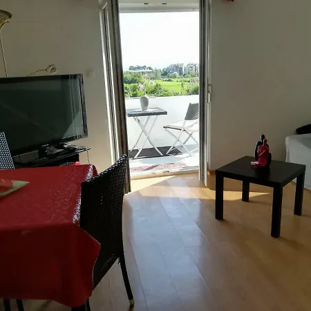 Apartment Gina 1 *